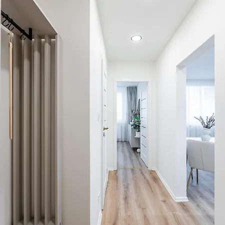 Modern Near Aupark With Ac - Centre Apartament *
