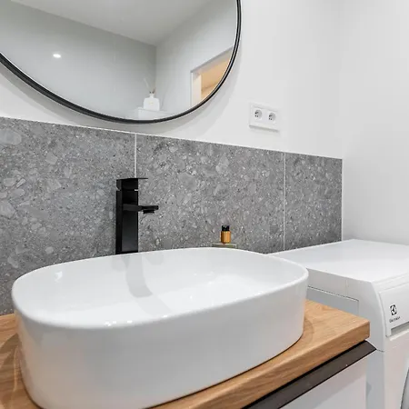 Apartment Modern Apartment Near Aupark With Ac - Kosice Centre