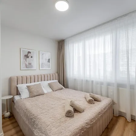 Modern Near Aupark With Ac - Centre * Koszyce